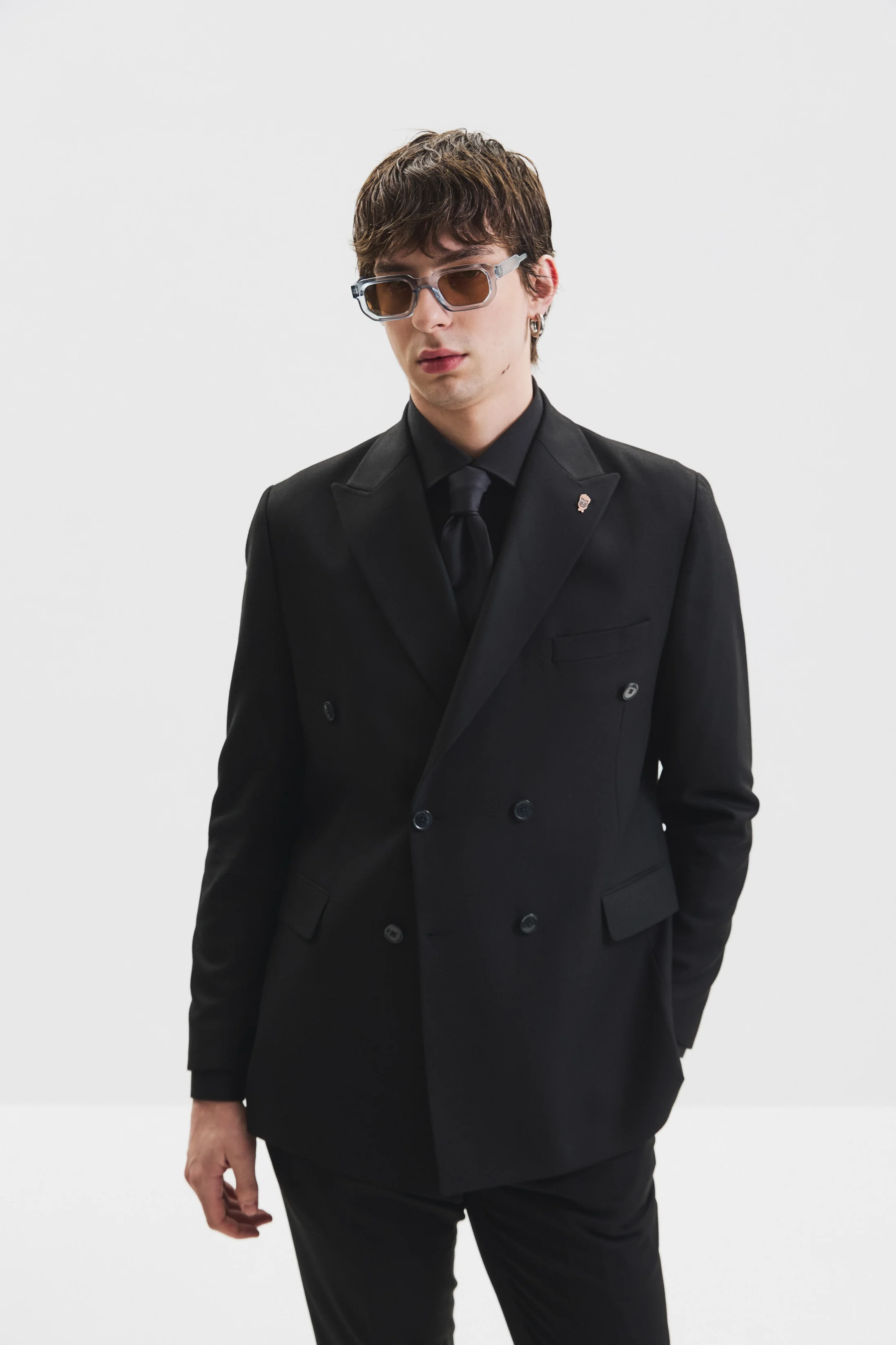 Костюм двобортний Black Beauty