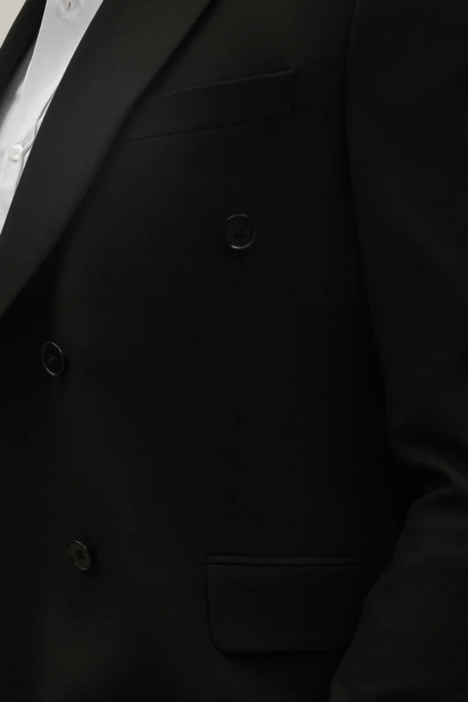 Чоловічий двобортний костюм з вовною чорний фактурний be Gentleman 2