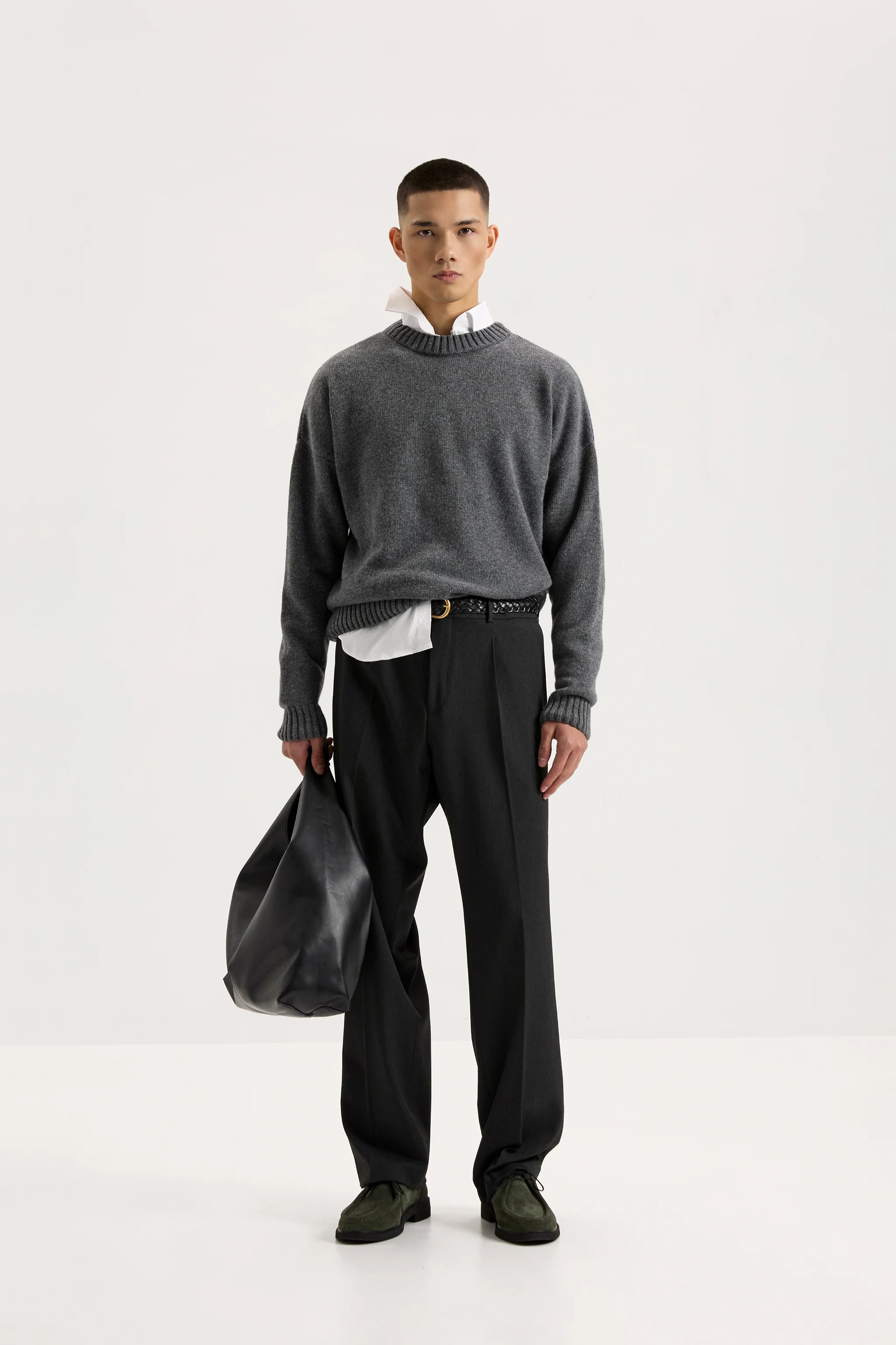 be Gentleman Штани вільного крою на основі вовни із защипами сірі