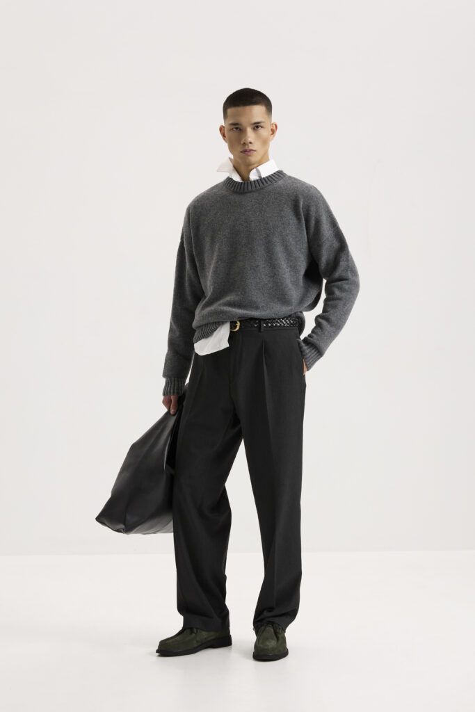 Трикотажний светр із круглим вирізом сірий be Gentleman 2