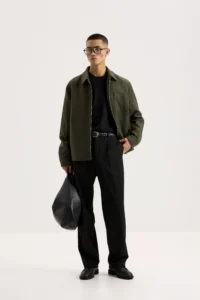 Штани вільного крою на основі вовни із защипами чорні be Gentleman 5