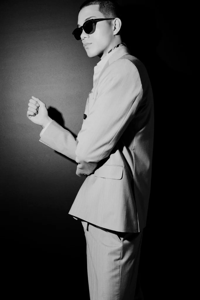 Костюм Sand Stripe Double двобортний беж в смужку be Gentleman 2