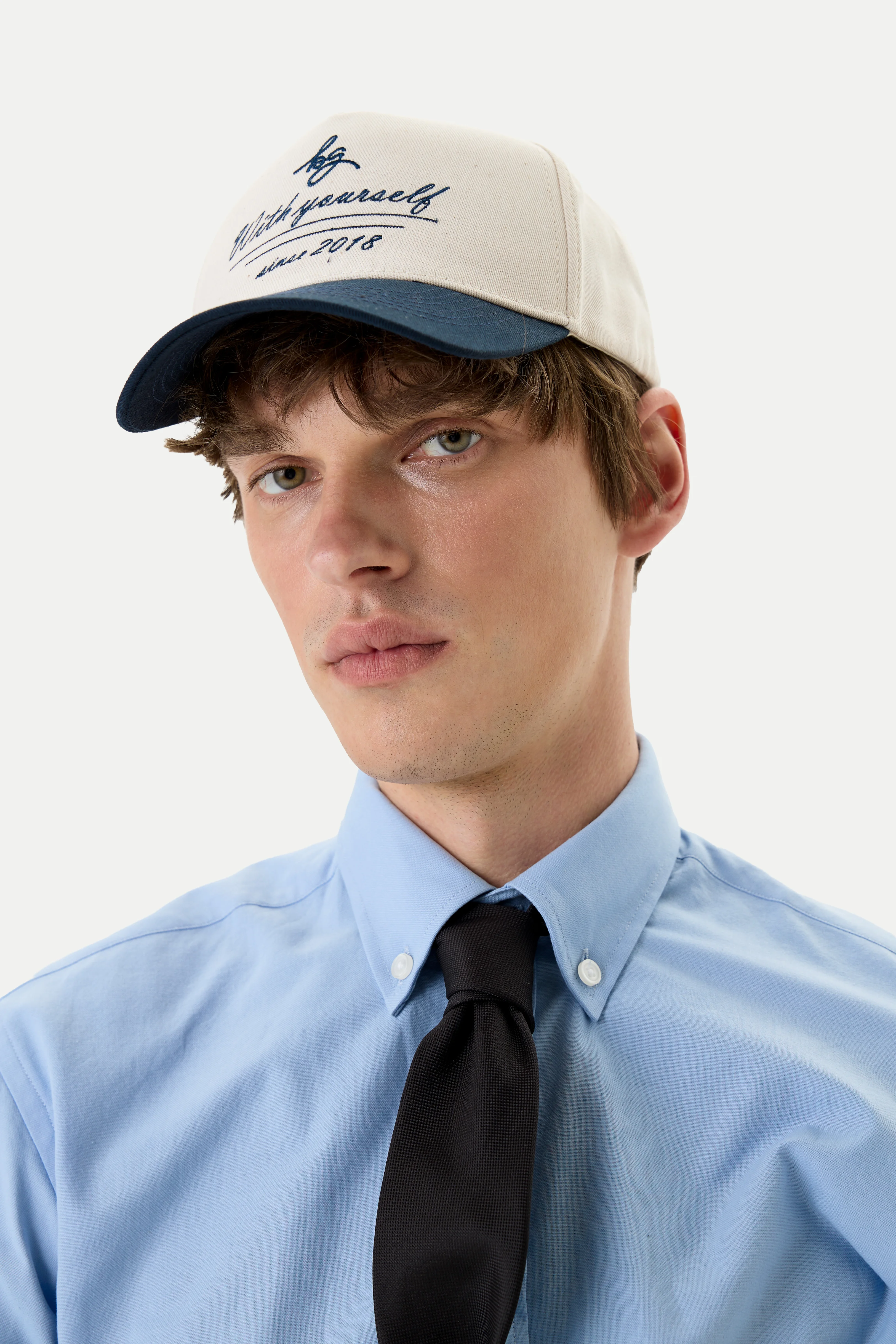 be Gentleman Кепка з лого молочна