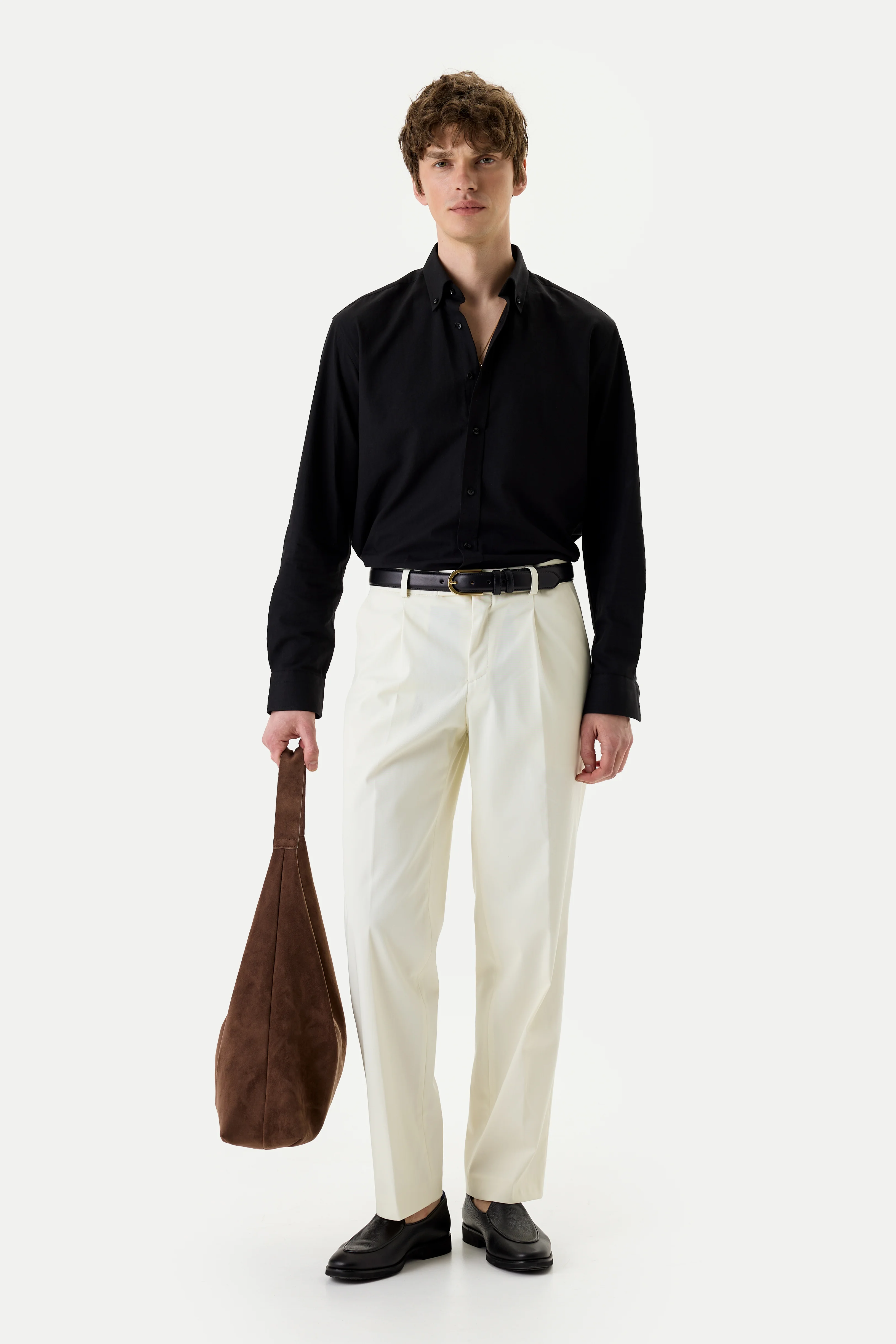 Штани вільного крою на основі бавовни із защипами молочні